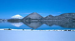 Lake Toya in winter
